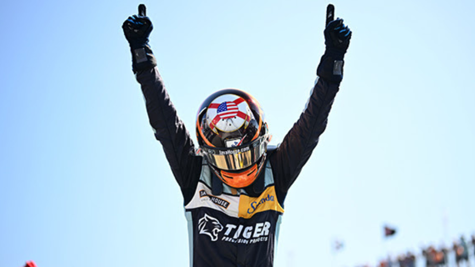 Johnson Feasts on Home Cooking To Earn First Win at St. Pete